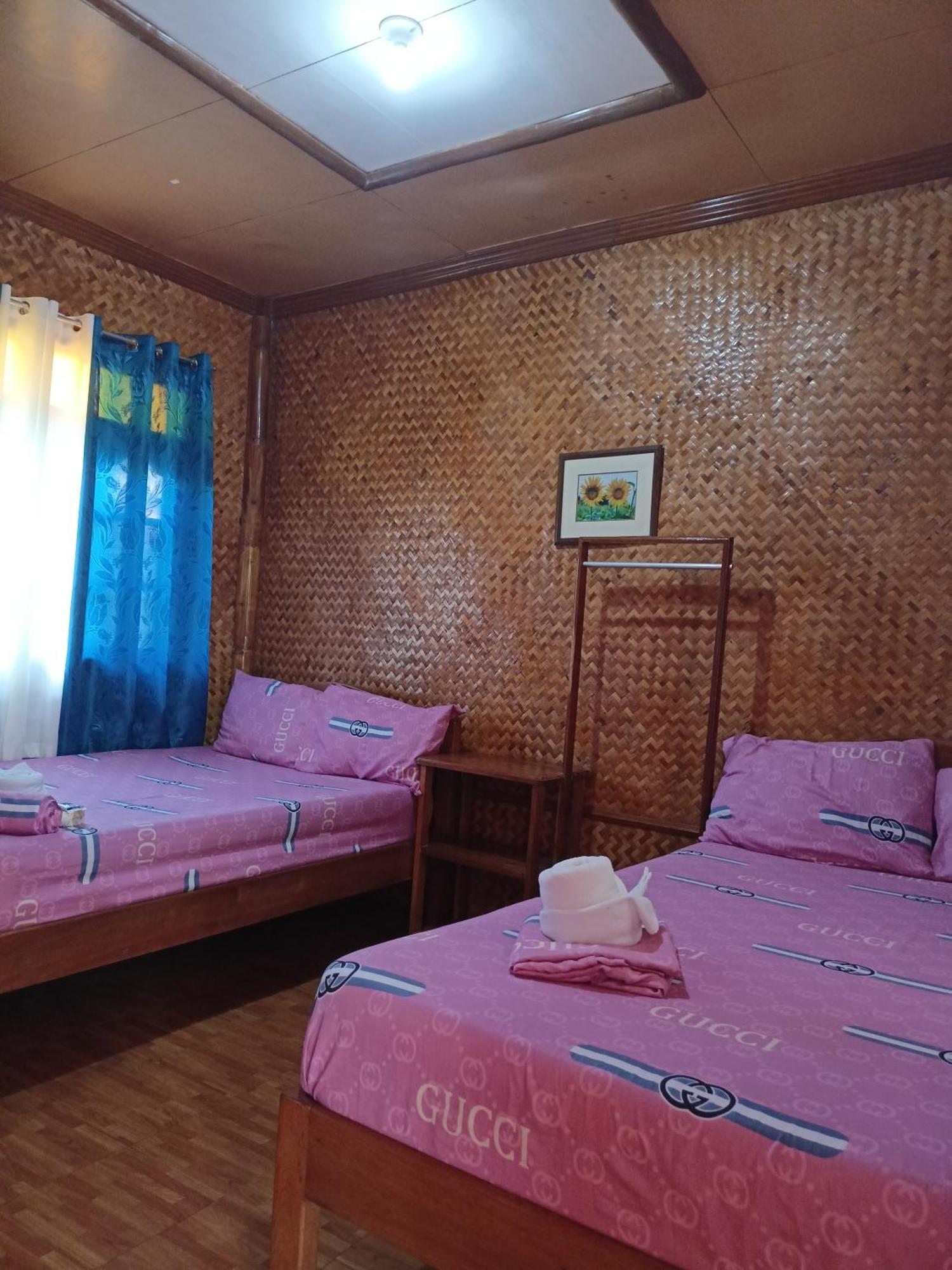 Victoria Guest House And Cottages Puerto Princesa Ngoại thất bức ảnh