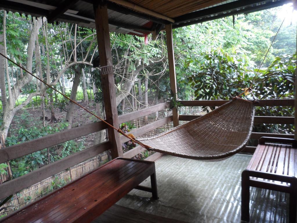 Victoria Guest House And Cottages Puerto Princesa Ngoại thất bức ảnh
