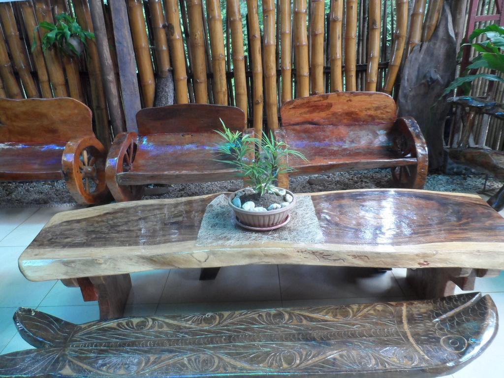 Victoria Guest House And Cottages Puerto Princesa Ngoại thất bức ảnh