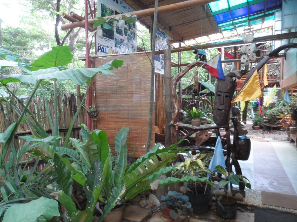 Victoria Guest House And Cottages Puerto Princesa Ngoại thất bức ảnh