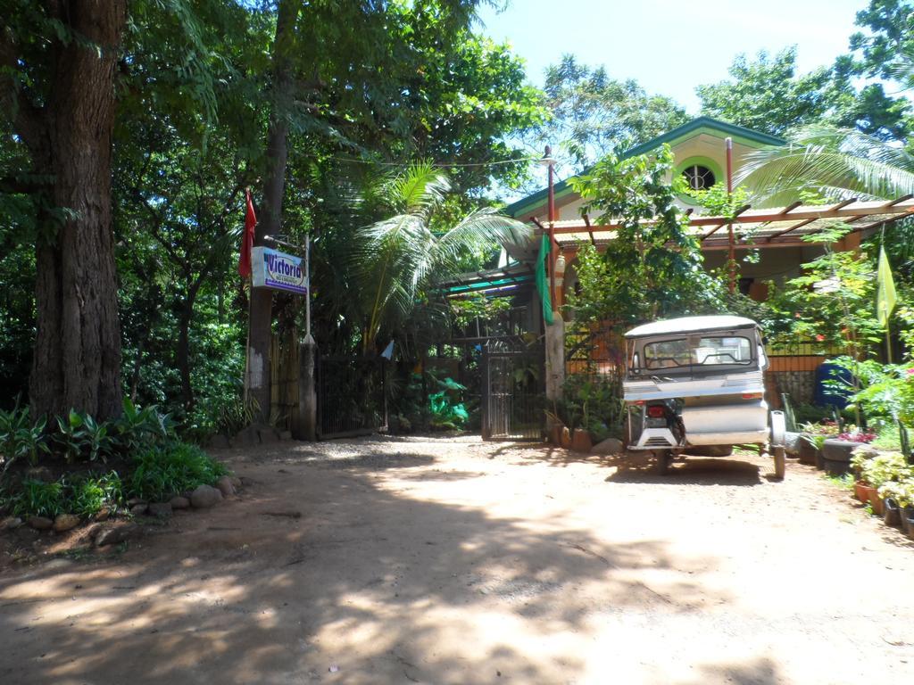 Victoria Guest House And Cottages Puerto Princesa Ngoại thất bức ảnh