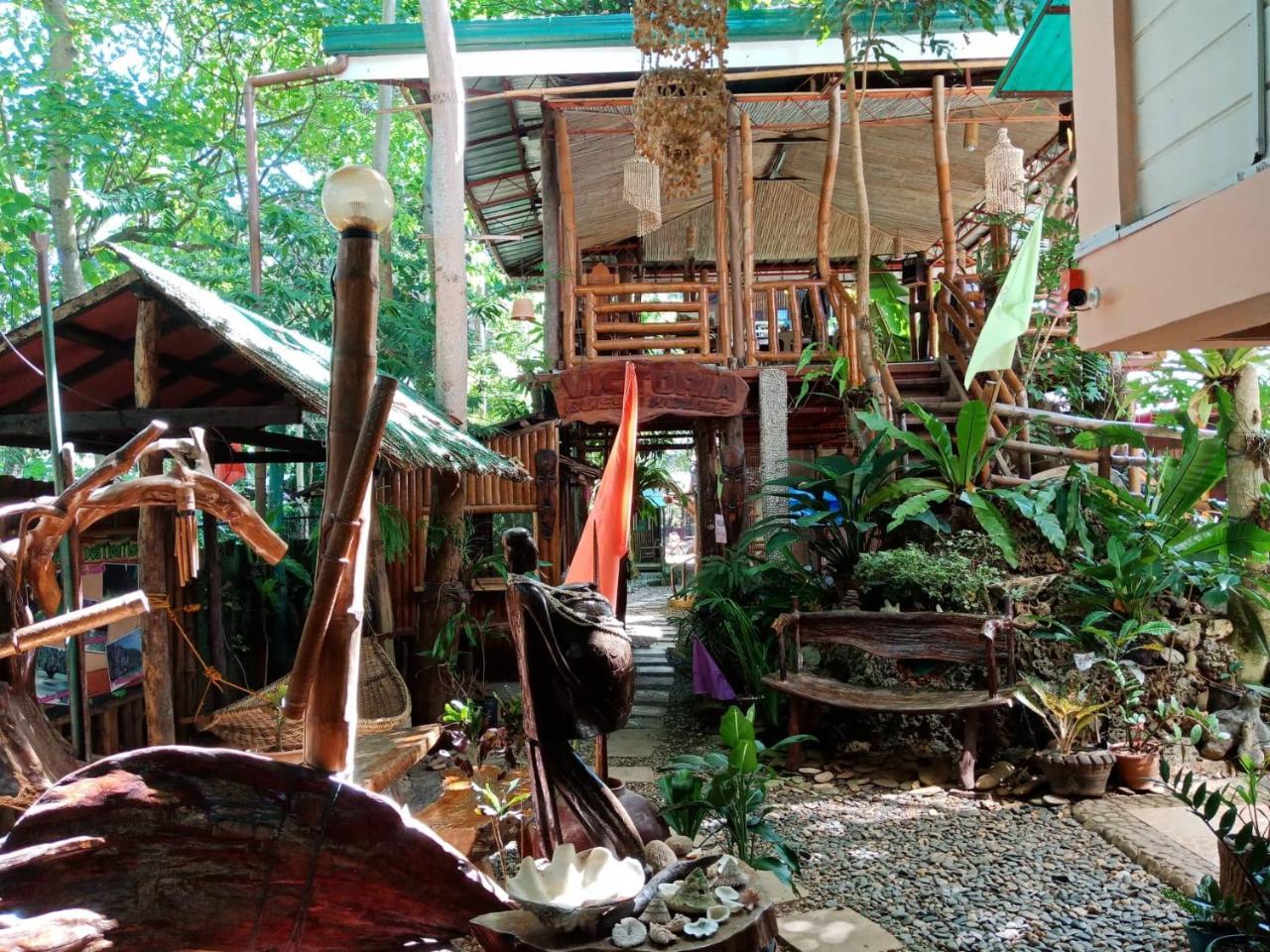 Victoria Guest House And Cottages Puerto Princesa Ngoại thất bức ảnh